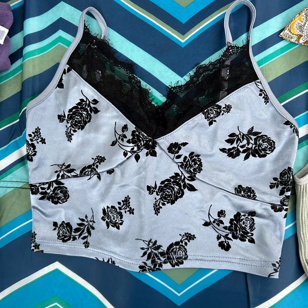 Cider Black Floral Lace Trim Tank Top